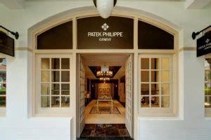 the hour glass raffles hotel reviews